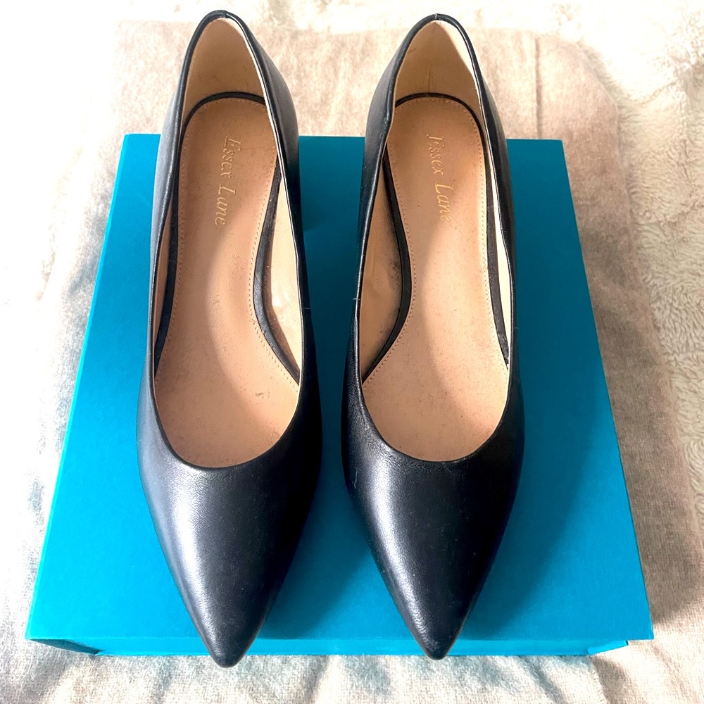 Black Leather Pointed-Toe Heels - Block Heel with Silver Detail.